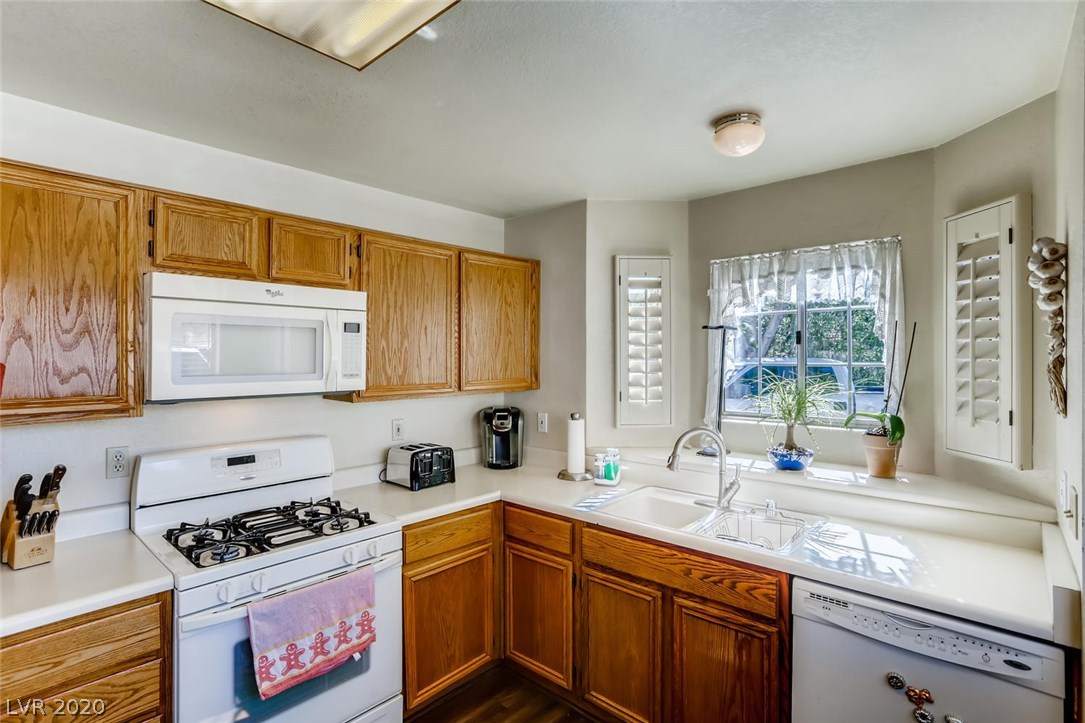 2700 Riley Oaks Court Las Vegas, NV 89108 - Photo 18 of 50