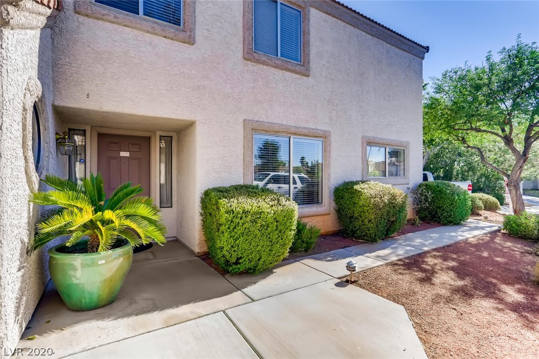 2700 Riley Oaks Court Las Vegas, NV 89108 - Photo 4 of 50