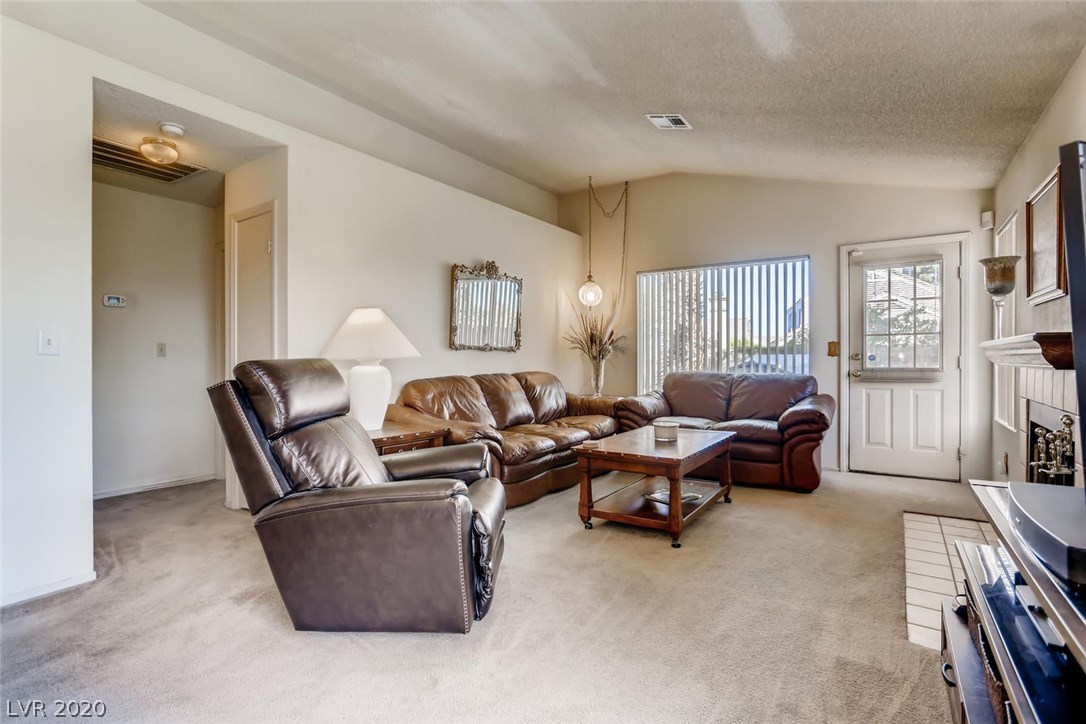 2700 Riley Oaks Court Las Vegas, NV 89108 - Photo 9 of 50