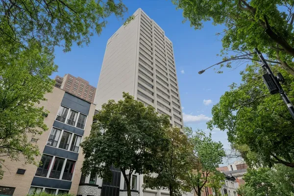 $315,000 | 1415 North Dearborn Street, Unit 22A, Chicago, IL 60610