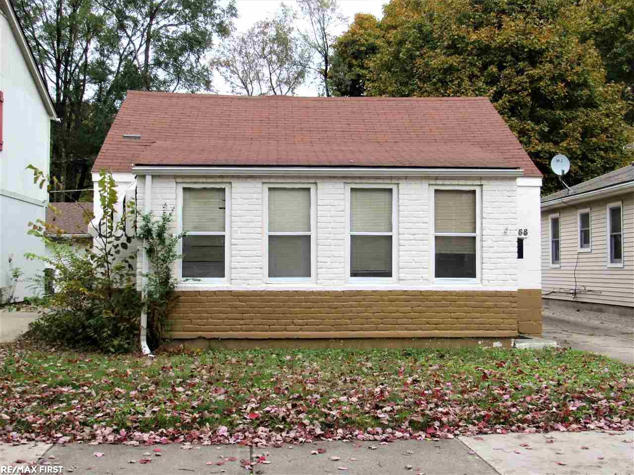 2058 Ridgemont Road Grosse Pointe, MI 48236 - Photo 1 of 21 31364311.JPG