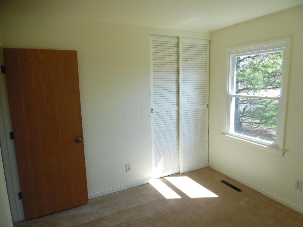 155 Topsfield Road Columbus, OH 43228 - Photo 11 of 27 Gallery Image 11