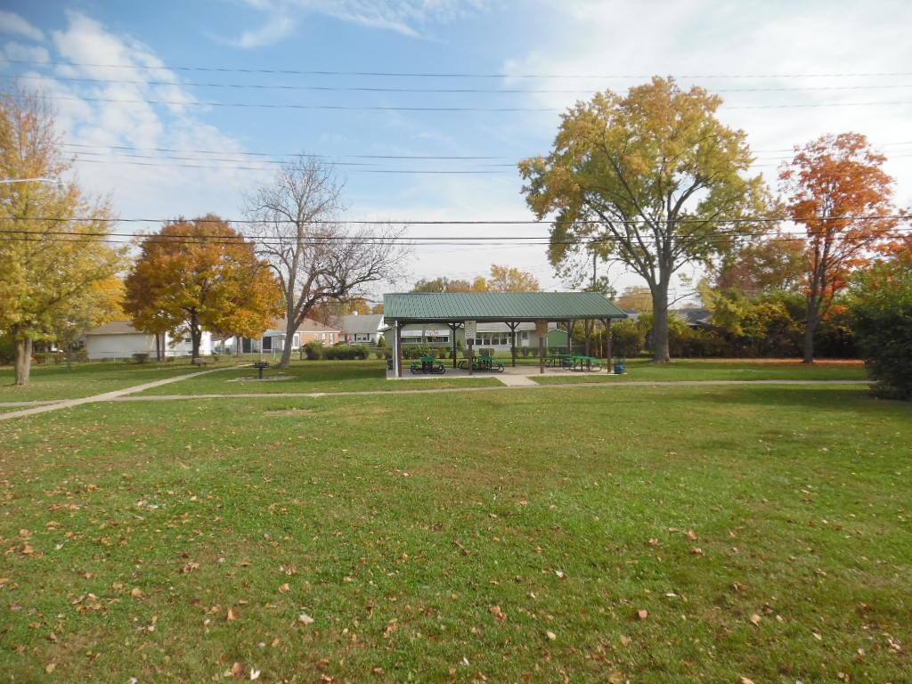 155 Topsfield Road Columbus, OH 43228 - Photo 24 of 27 Gallery Image 24