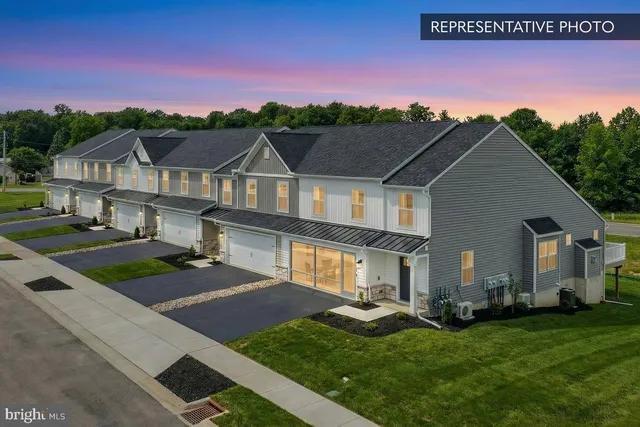 $394,990 | Jasmine Plan At Elizabeth Village, Harrisburg, PA 17112