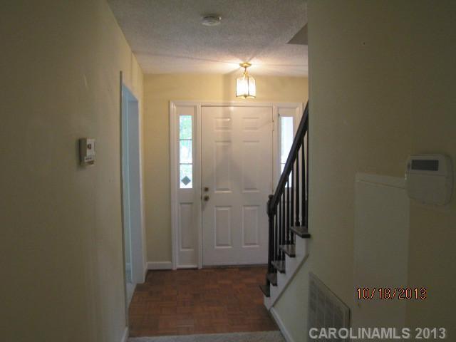 11332 Idlewild Road Matthews, NC 28105 - Photo 3 of 14 Gallery Image 3