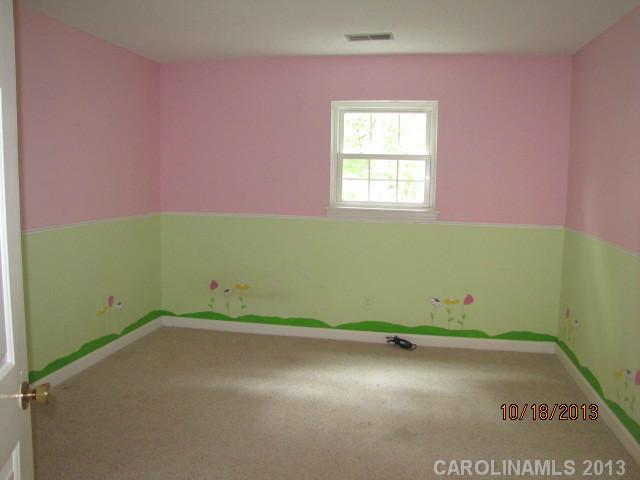 11332 Idlewild Road Matthews, NC 28105 - Photo 9 of 14 Gallery Image 9