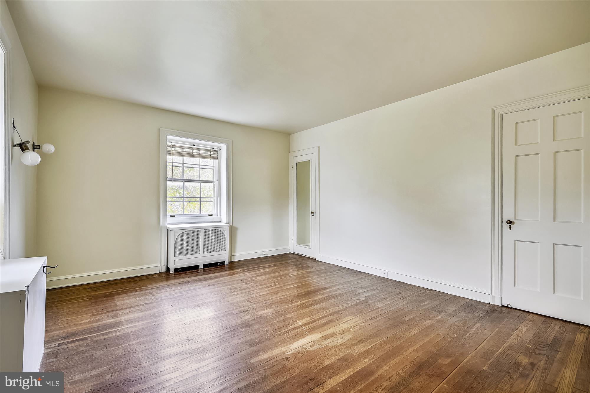 4303 Rugby Road Baltimore, MD 21210 - Photo 33 of 57 Bedroom 3