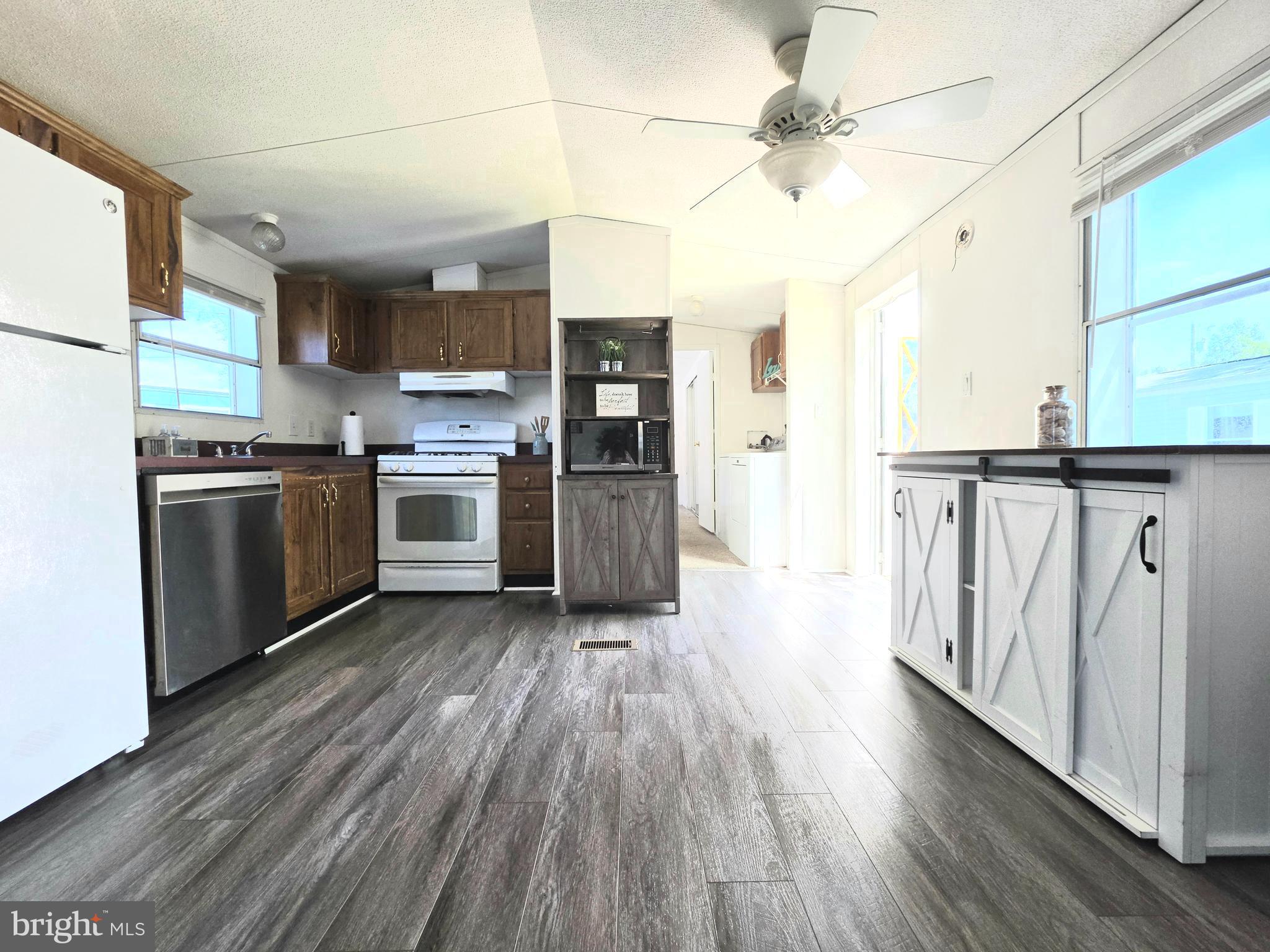 10505 Cedarville Road, Unit 135 Brandywine, MD 20613 - Photo 5 of 24 Kitchen
