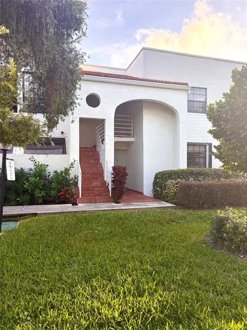 $3,900 | 3571 Magellan Circle, Unit 3434, Aventura, FL 33180