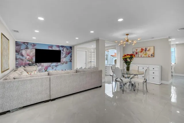 $3,900 | 3571 Magellan Circle, Unit 3434, Aventura, FL 33180