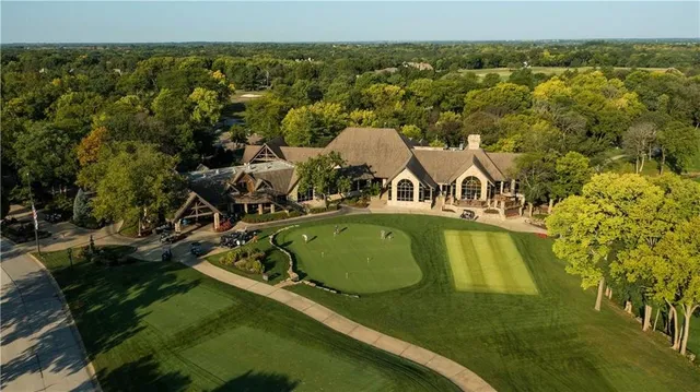 $650,000 | 17415 Galloway Drive, Stilwell, KS 66085