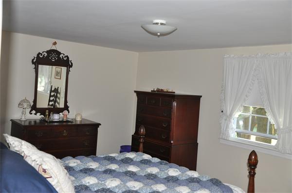 29 Donbray Road Springfield, MA 01119 - Photo 12 of 15