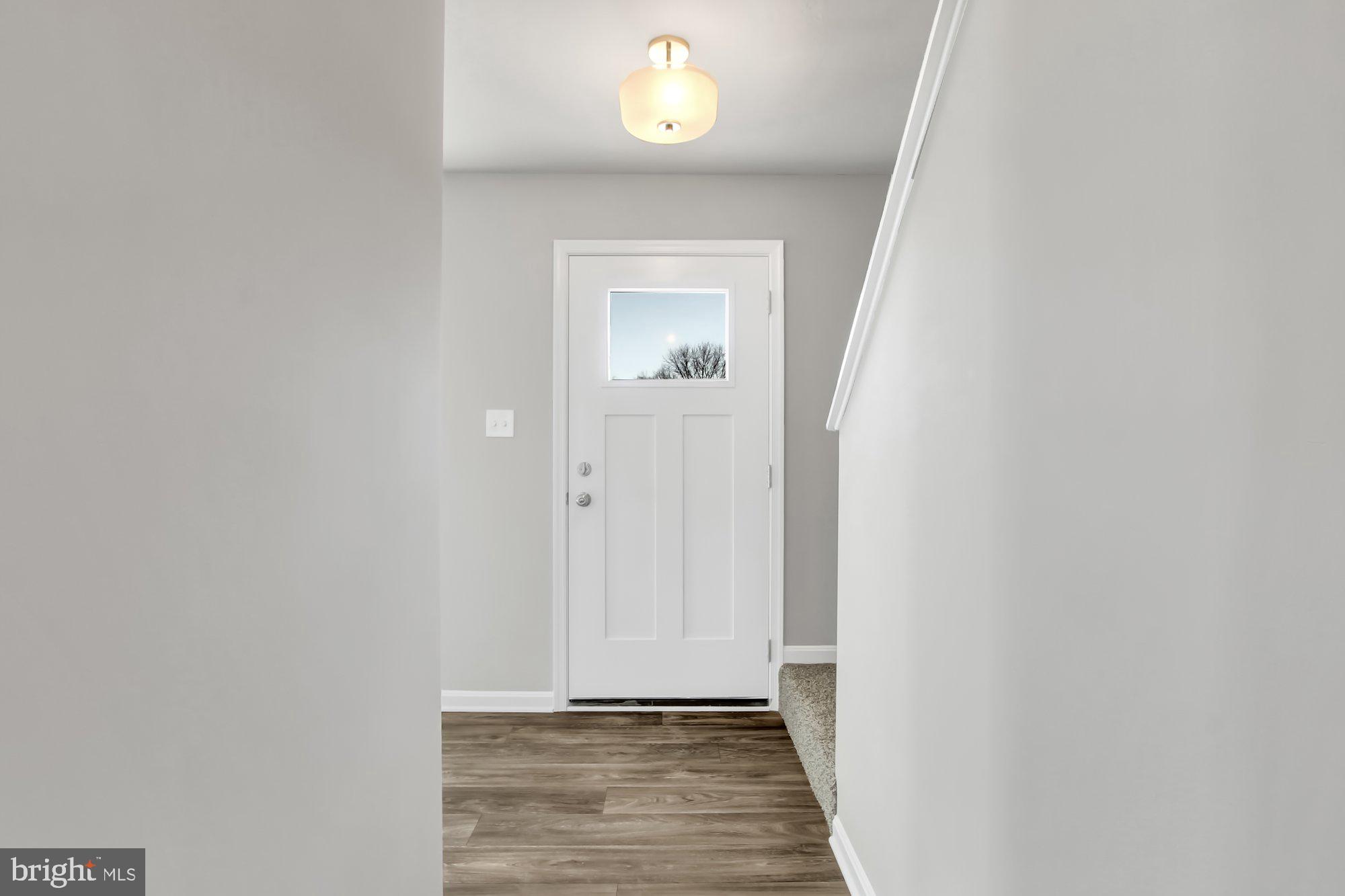 662 Stoverstown Road York, PA 17408 - Photo 3 of 22 Photos are Similar
