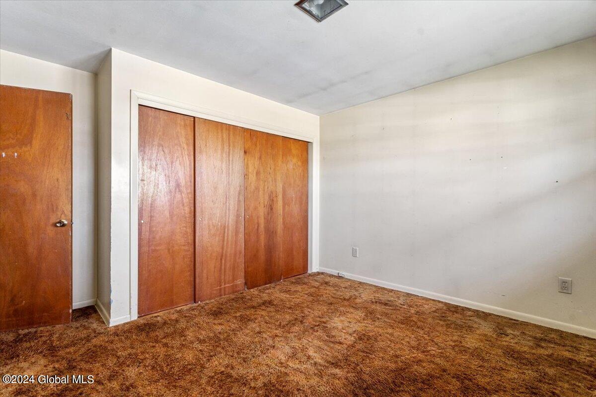 77 Mordella Road Colonie, NY 12205 - Photo 26 of 32 27-77 MORDELLA-33