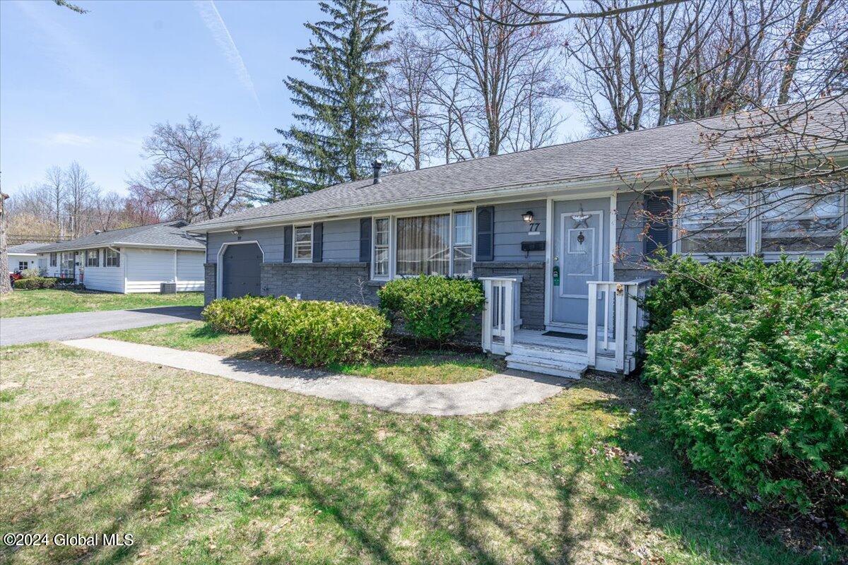 77 Mordella Road Colonie, NY 12205 - Photo 3 of 32 28-77 MORDELLA-4