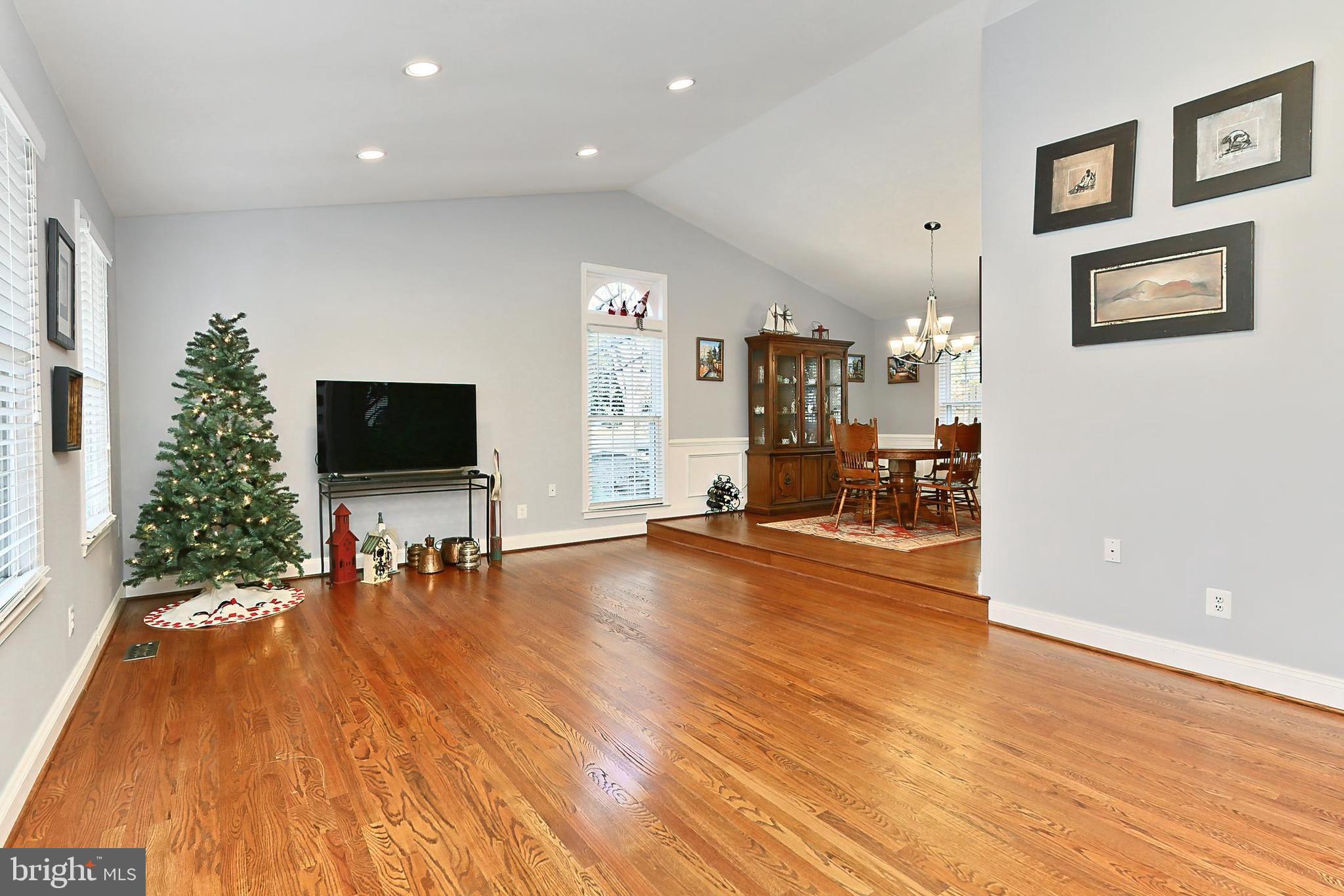 5424 Rilian Court Burke, VA 22015 - Photo 6 of 40 Very large Living Room with loads of light