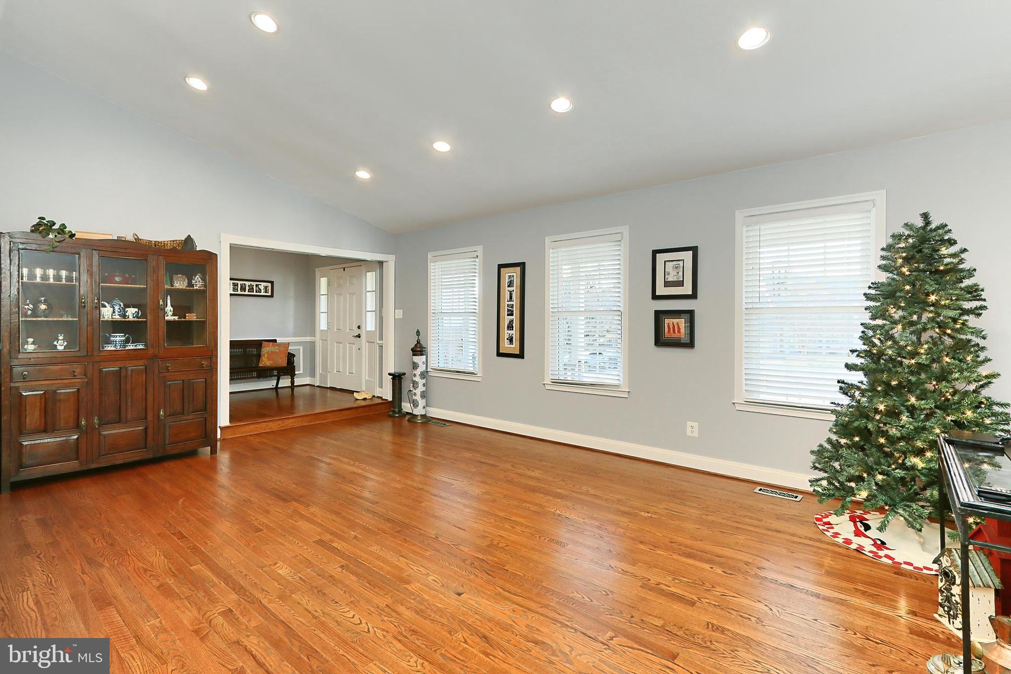 5424 Rilian Court Burke, VA 22015 - Photo 8 of 40 Very large Living Room with loads of light