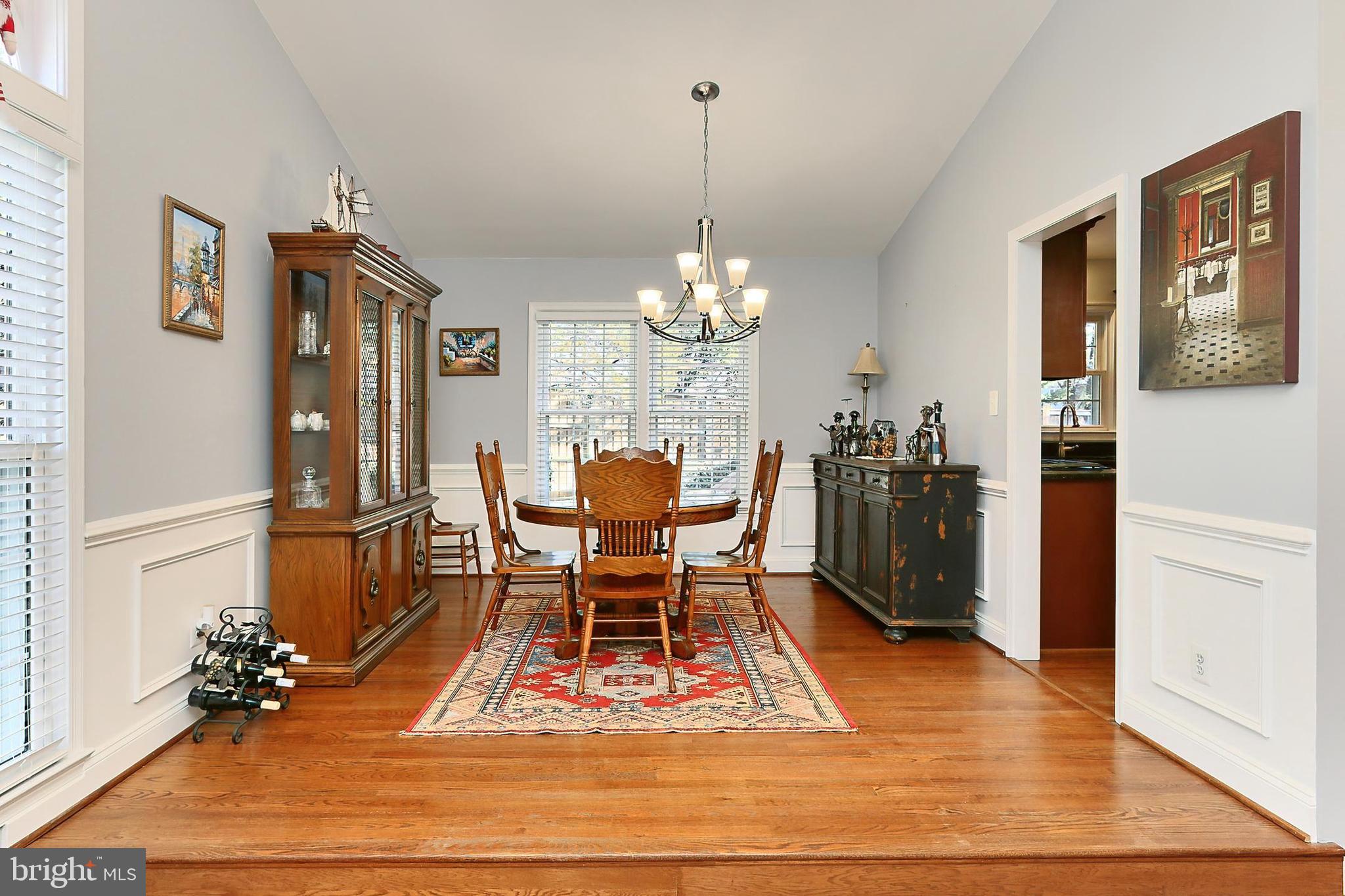 5424 Rilian Court Burke, VA 22015 - Photo 9 of 40 Nice Dining Room with vaulted ceiling