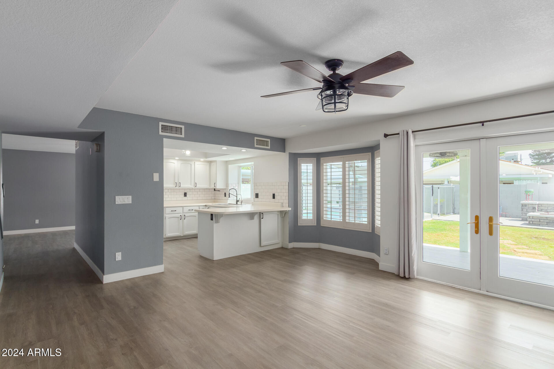 609 West Grandview Road Phoenix, AZ 85023 - Photo 15 of 48 17 - Grandview