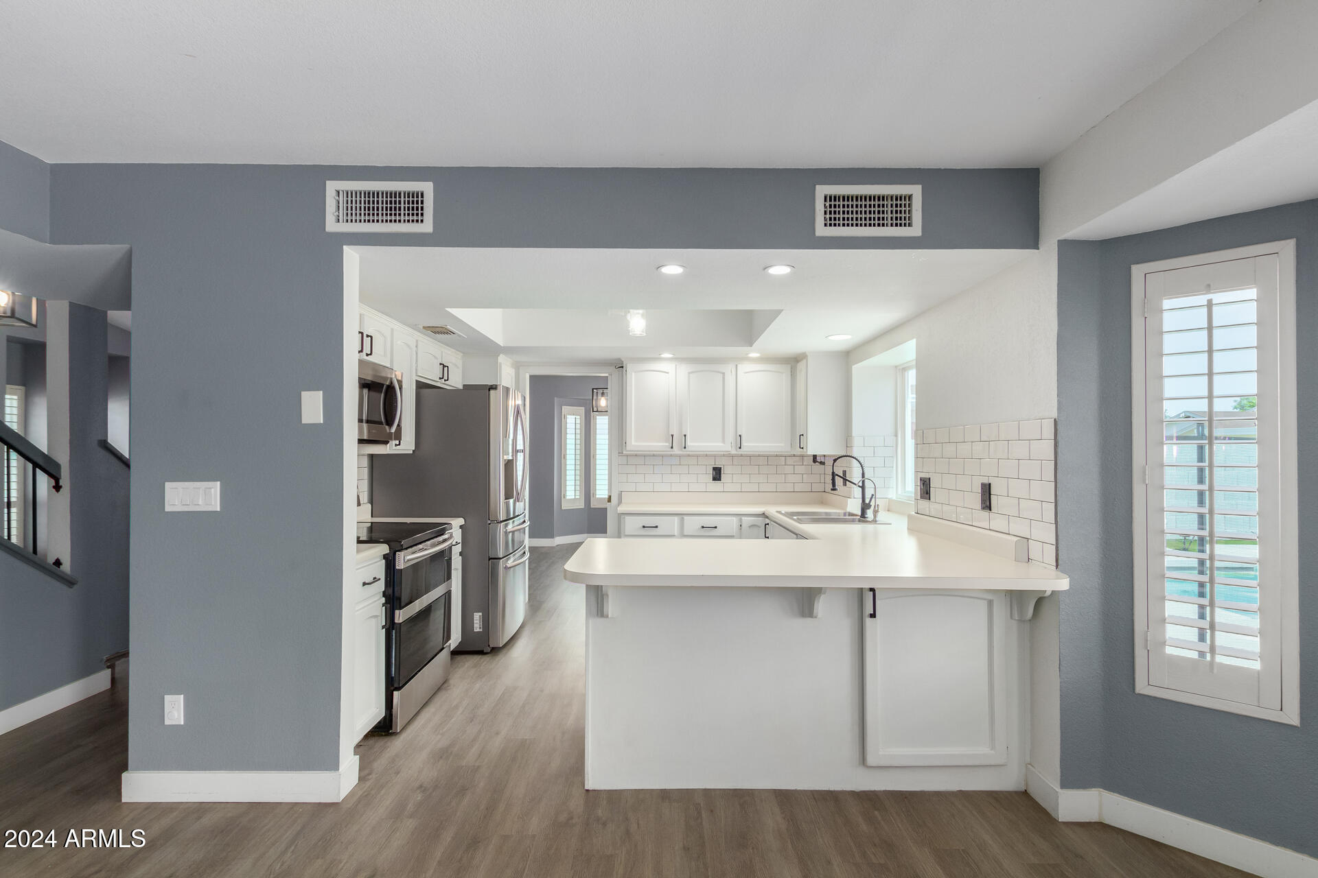 609 West Grandview Road Phoenix, AZ 85023 - Photo 18 of 48 20 - Grandview