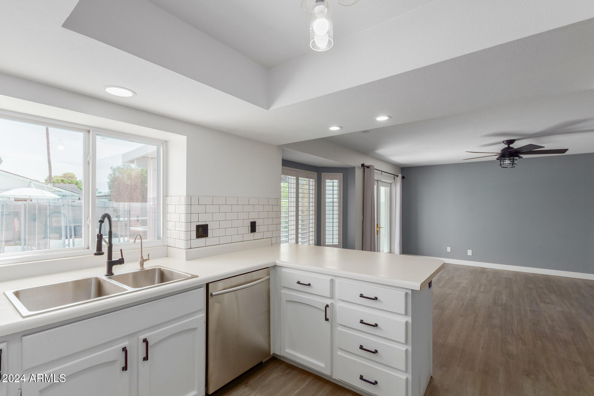 609 West Grandview Road Phoenix, AZ 85023 - Photo 20 of 48 22 - Grandview