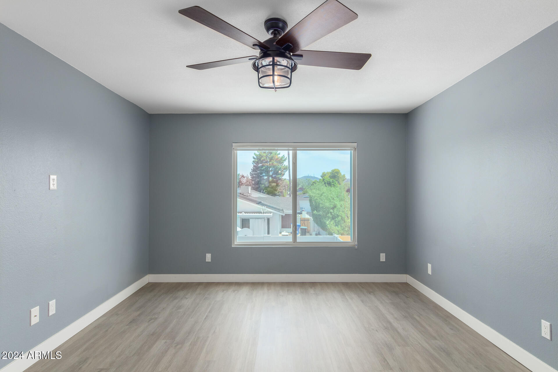 609 West Grandview Road Phoenix, AZ 85023 - Photo 26 of 48 27 - Grandview