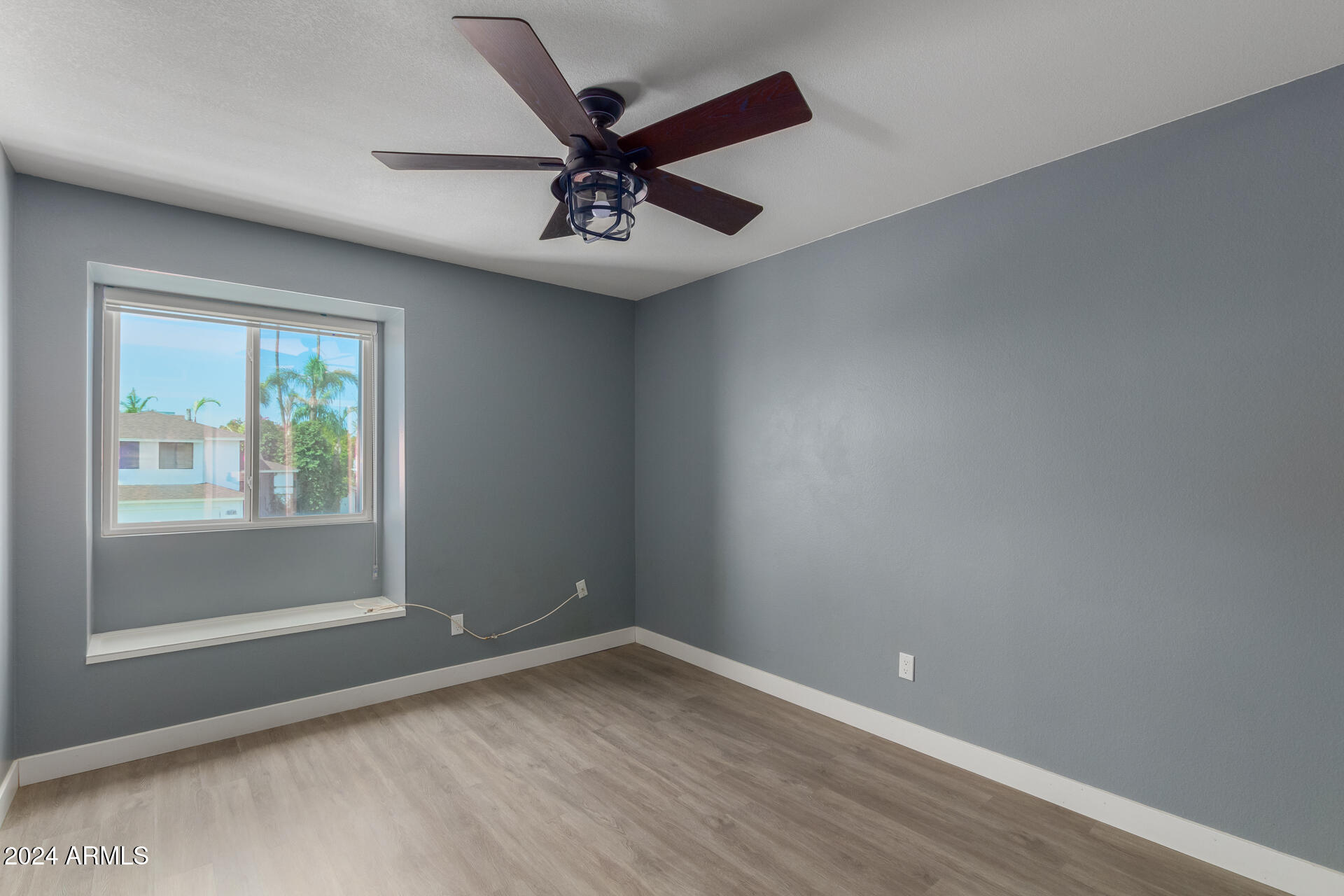 609 West Grandview Road Phoenix, AZ 85023 - Photo 32 of 48 33 - Grandview