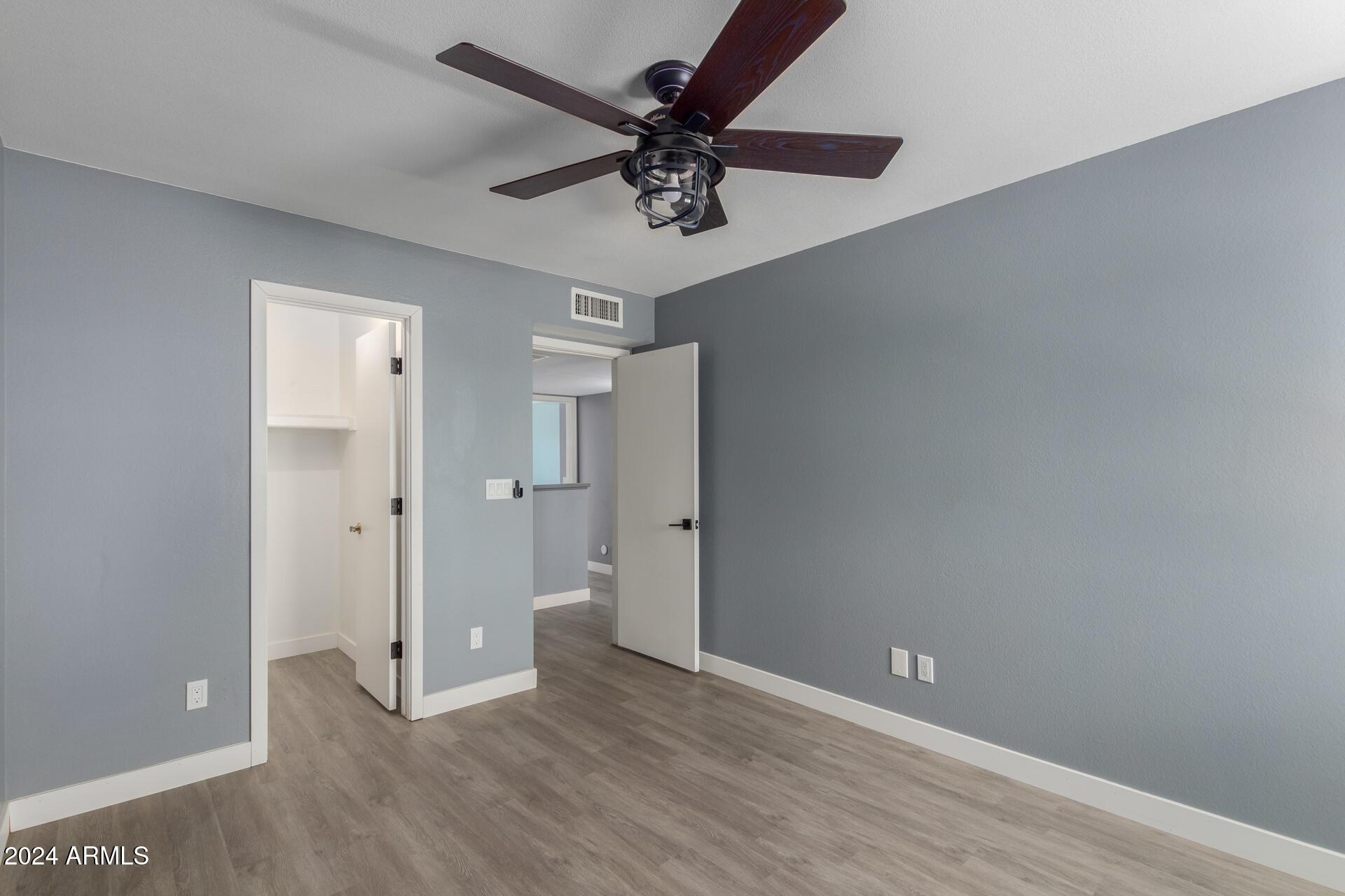 609 West Grandview Road Phoenix, AZ 85023 - Photo 33 of 48 34 - Grandview