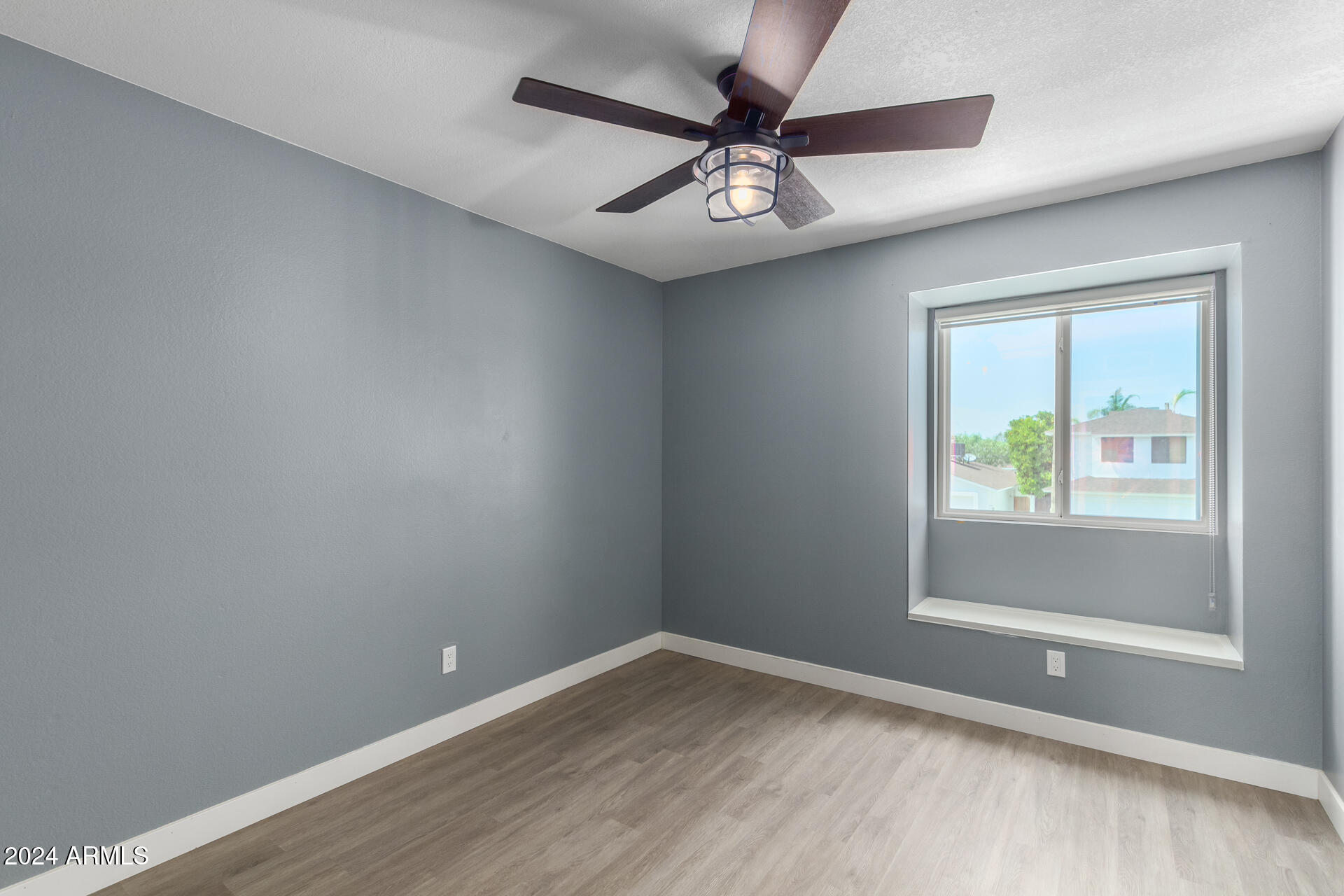 609 West Grandview Road Phoenix, AZ 85023 - Photo 35 of 48 36 - Grandview
