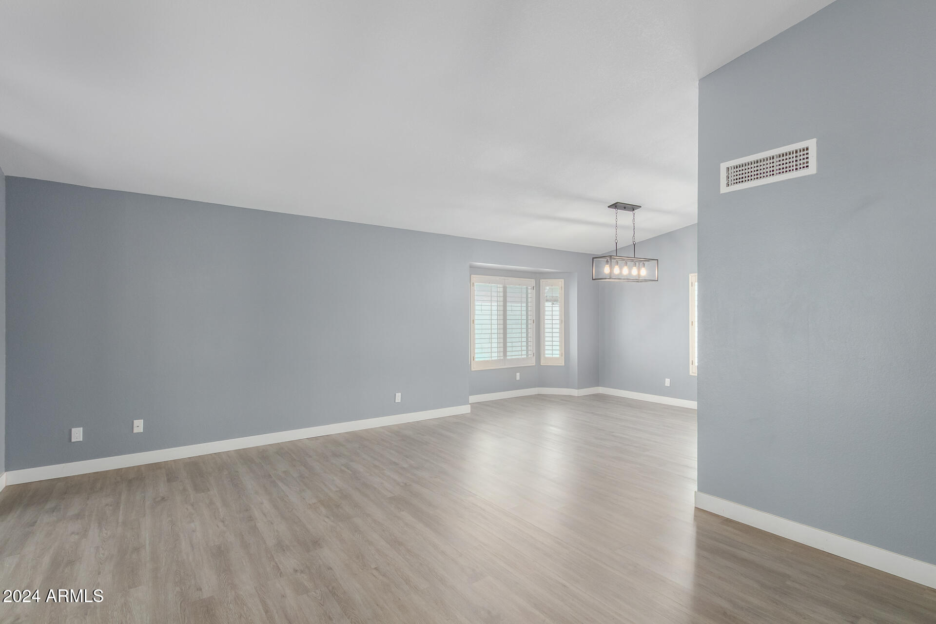 609 West Grandview Road Phoenix, AZ 85023 - Photo 5 of 48 07 - Grandview
