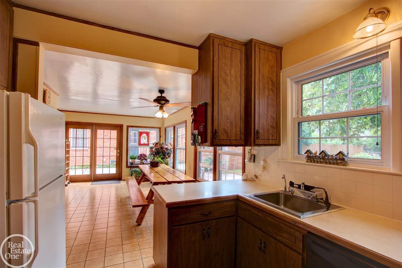 1165 Harvard Road Grosse Pointe Park, MI 48230 - Photo 20 of 50