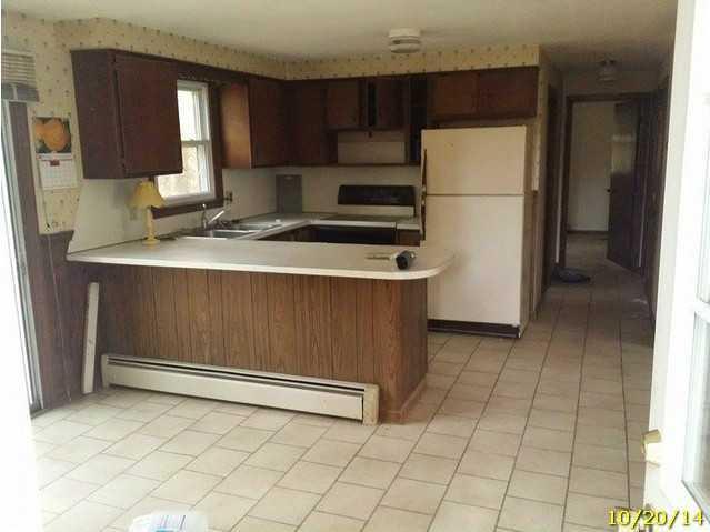 70 Mountain View Road Waterboro, ME 04061 - Photo 3 of 22 Kitchen.