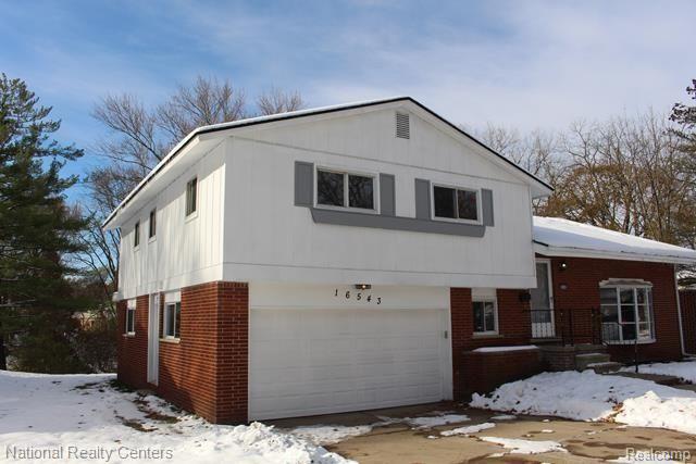 16543 Riverside Street Livonia, MI 48154 - Photo 3 of 33 Gallery Image 3