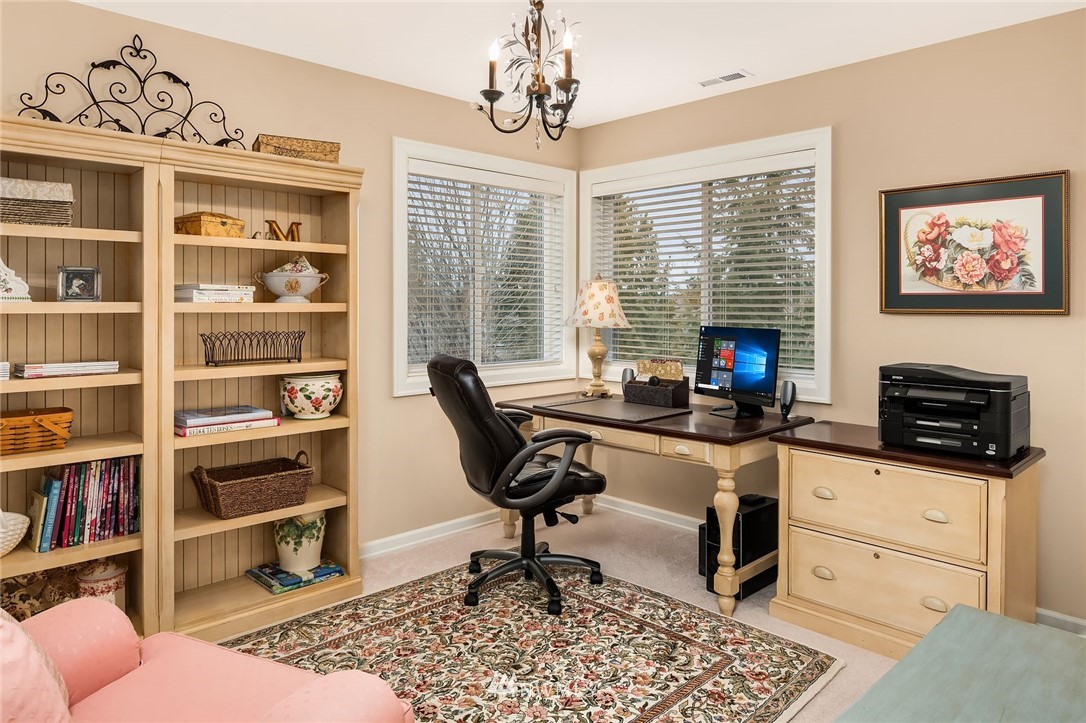 16617 Parkside Way Southeast Renton, WA 98058 - Photo 24 of 25
