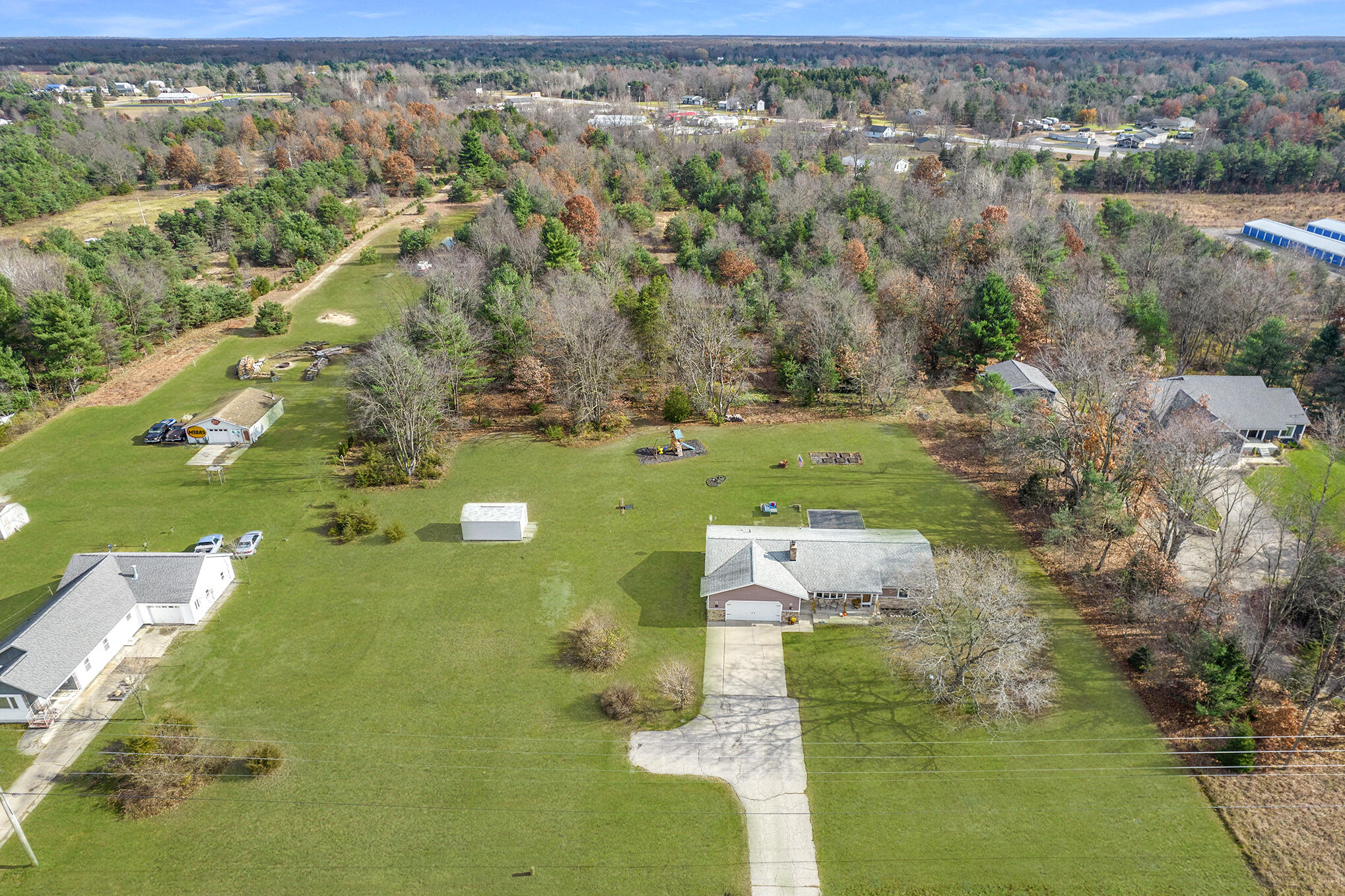 3576 Beattie Road Muskegon, MI 49445 - Photo 27 of 29 002_dji_0021