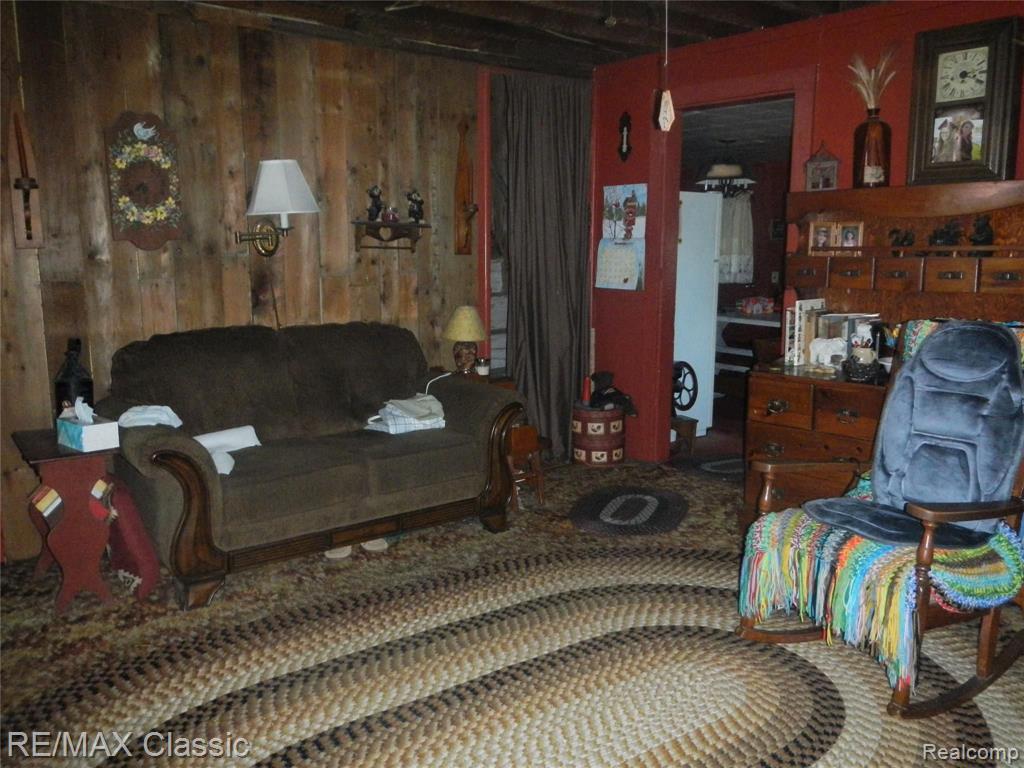 2605 Middle Road Highland, MI 48357 - Photo 6 of 8