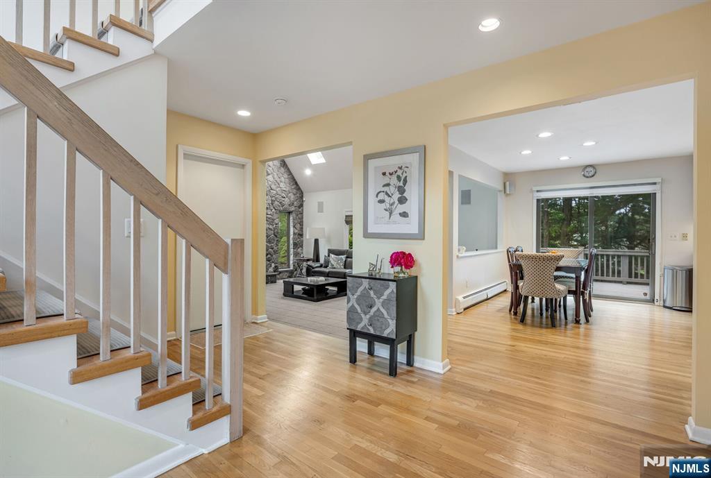 12 Jason Woods Road Closter, NJ 07624 - Photo 4 of 36