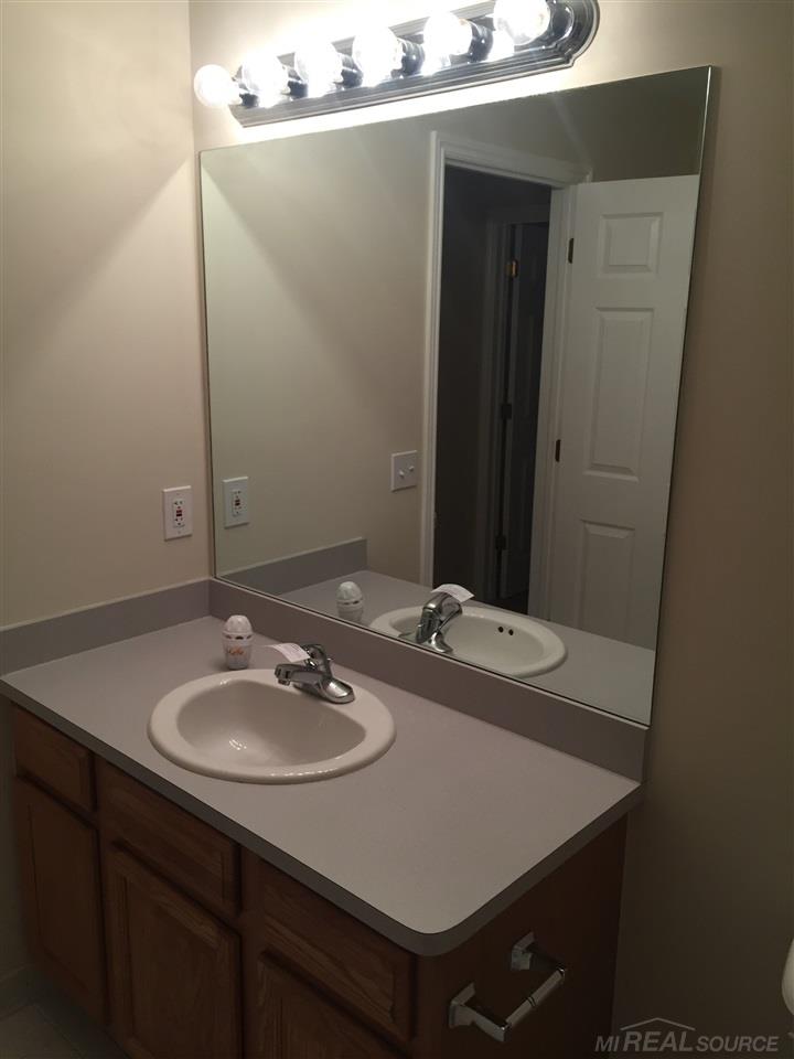 3773 Crooks Road Rochester Hills, MI 48309 - Photo 25 of 28