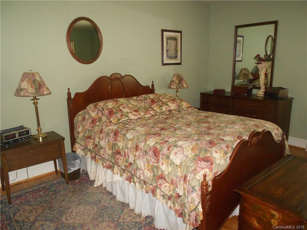 250 Grayson Drive Rutherfordton, NC 28139 - Photo 11 of 20 Gallery Image 11