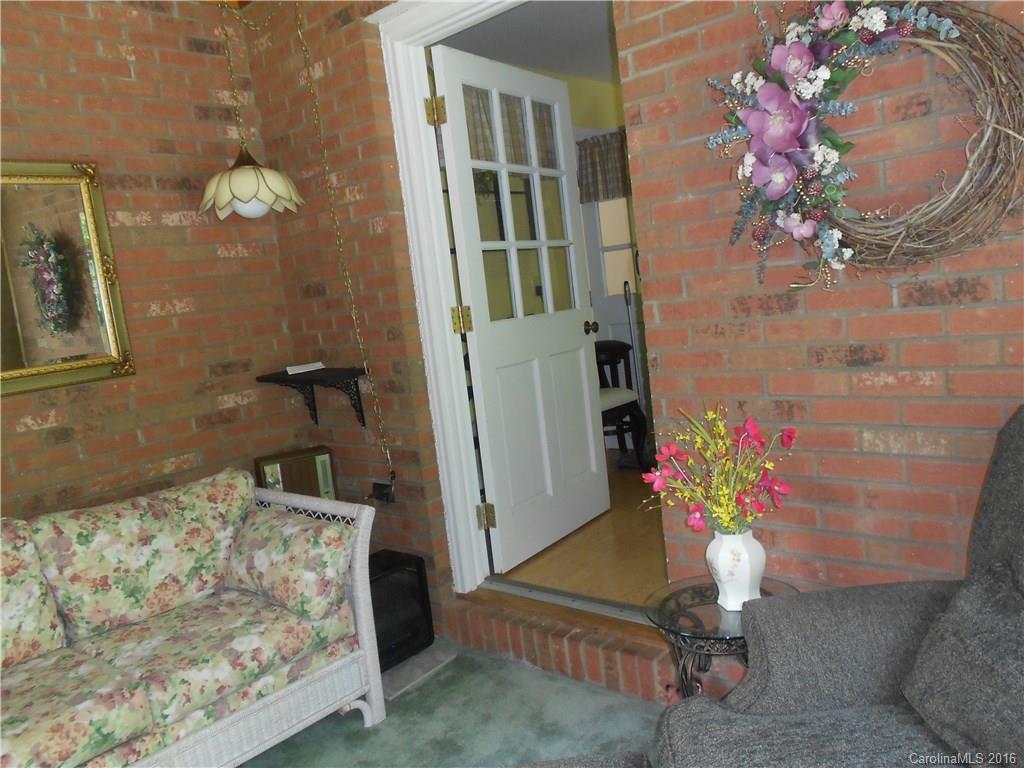 250 Grayson Drive Rutherfordton, NC 28139 - Photo 4 of 20 Gallery Image 4