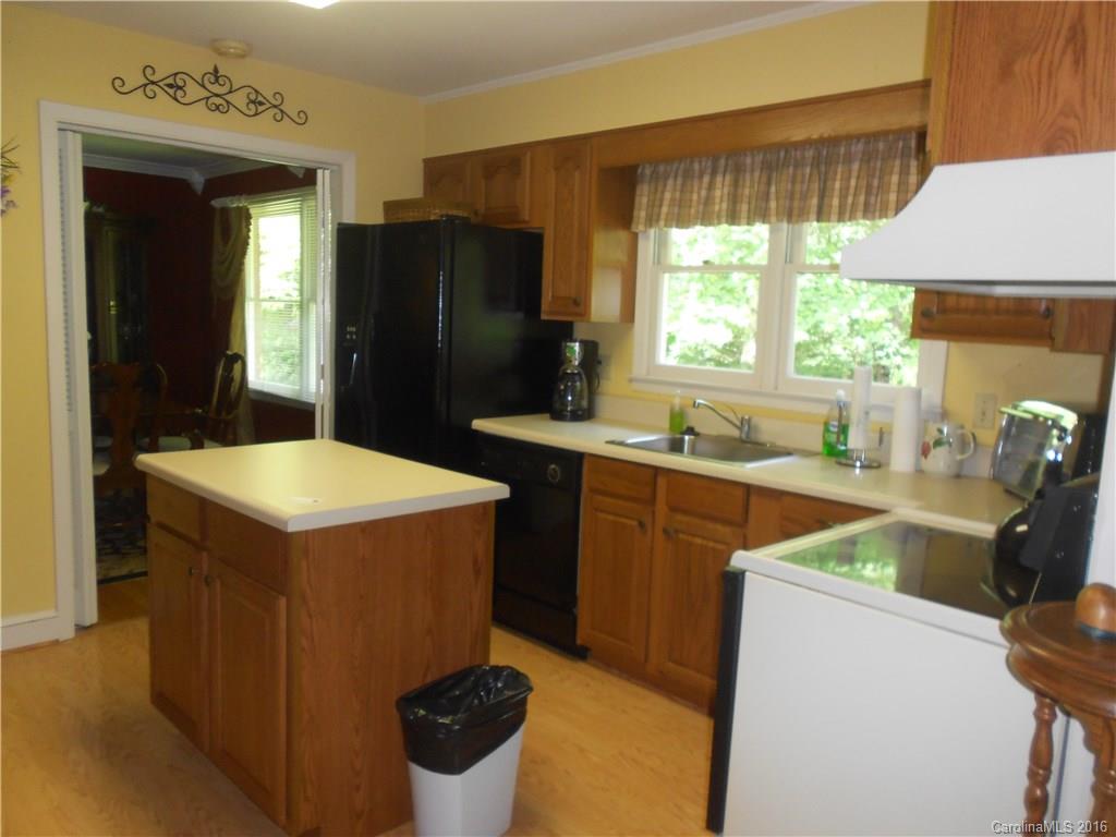 250 Grayson Drive Rutherfordton, NC 28139 - Photo 6 of 20 Gallery Image 6