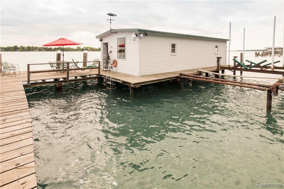 7337 River Road Marine City, MI 48039 - Photo 36 of 44 34.jpeg