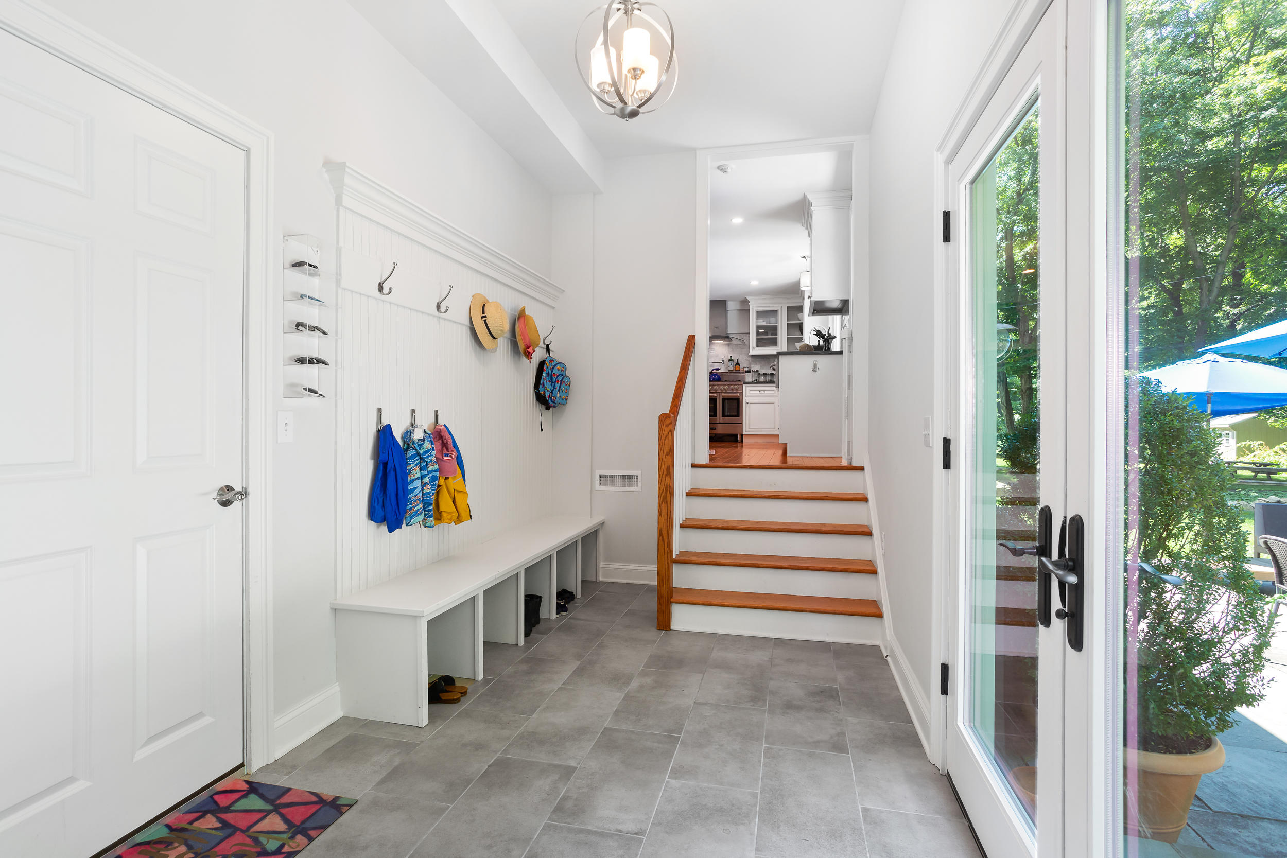 21 Ledge Road Norwalk, CT 06853 - Photo 11 of 32 a view of entryway and hall