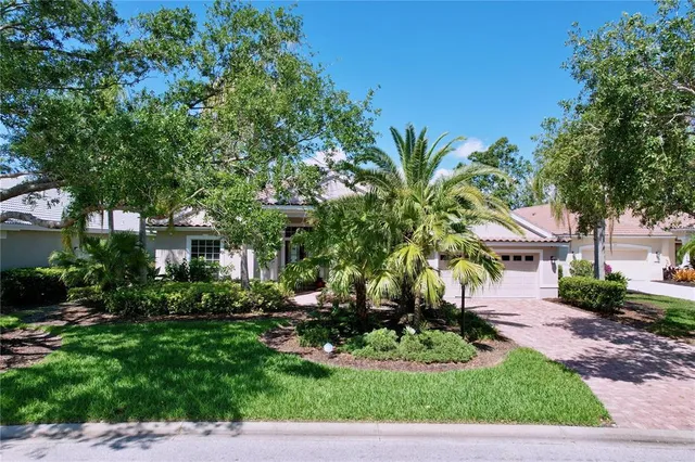 $925,000 | 6924 Cumberland Terrace, University Park, FL 34201