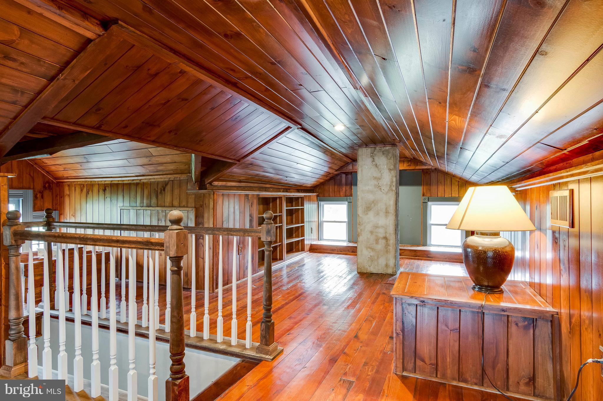 36929 Gaver Mill Road Purcellville, VA 20132 - Photo 25 of 30 Finished Attic