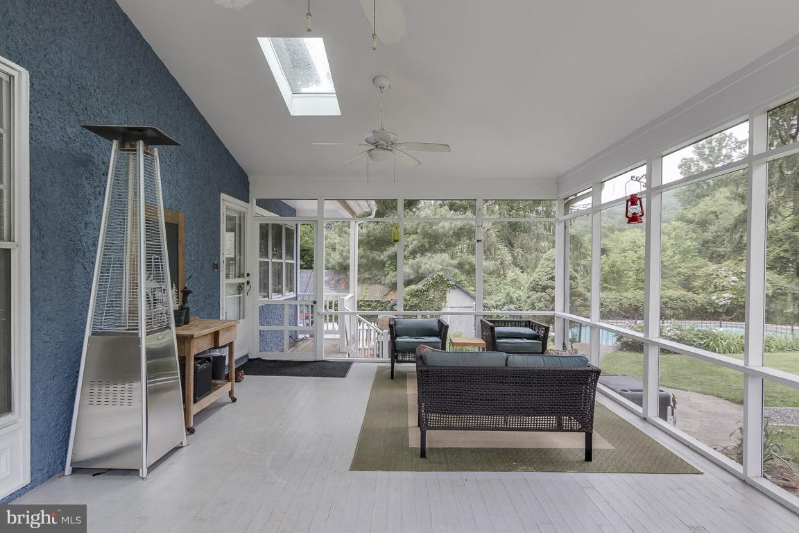 Rear Screen Porch