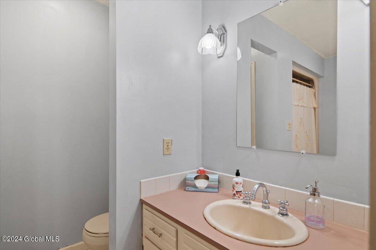 5961 Curry Rd Extension Guilderland, NY 12303 - Photo 8 of 24 09-FJD_1920