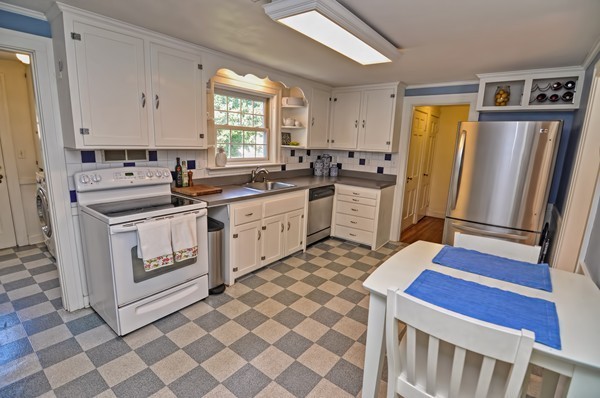 4 Stetson Road Natick, MA 01760 - Photo 11 of 23 Gallery Image 11