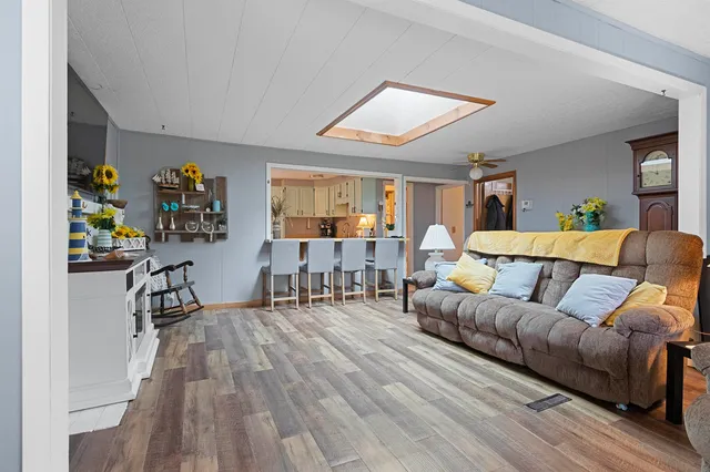 $499,000 | W12235 Eagle Road, Athelstane, WI 54104