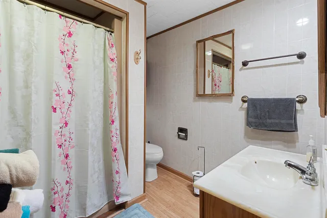 $499,000 | W12235 Eagle Road, Athelstane, WI 54104